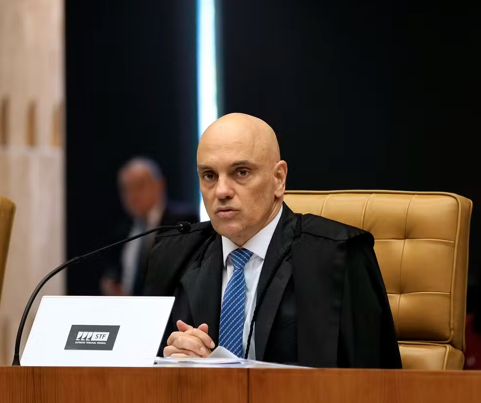 STF tem maioria para proibir revista vexatória em presídios; Moraes interrompe análise e leva caso a julgamento presencial